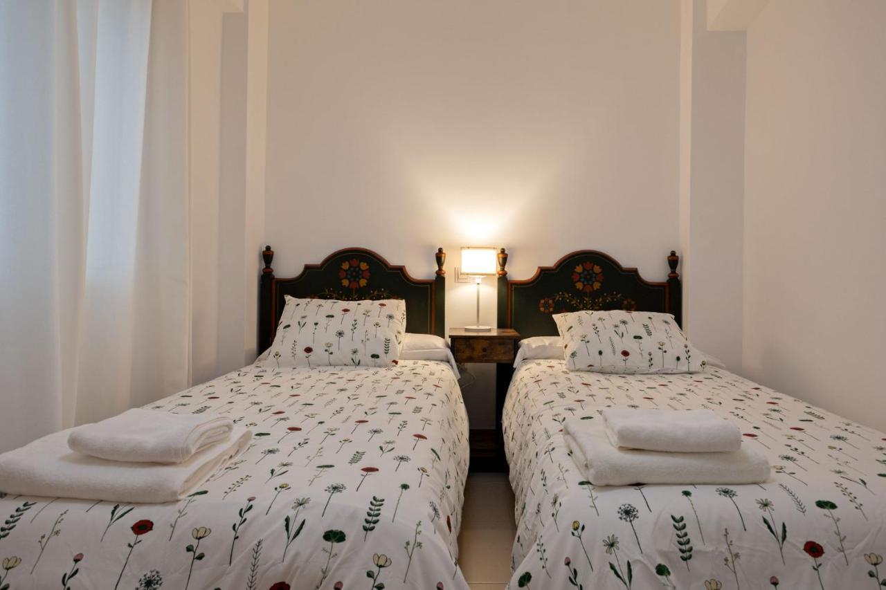 San Vicente Apartamento, 5 Pax, Centro Historico Sevilla Exterior foto